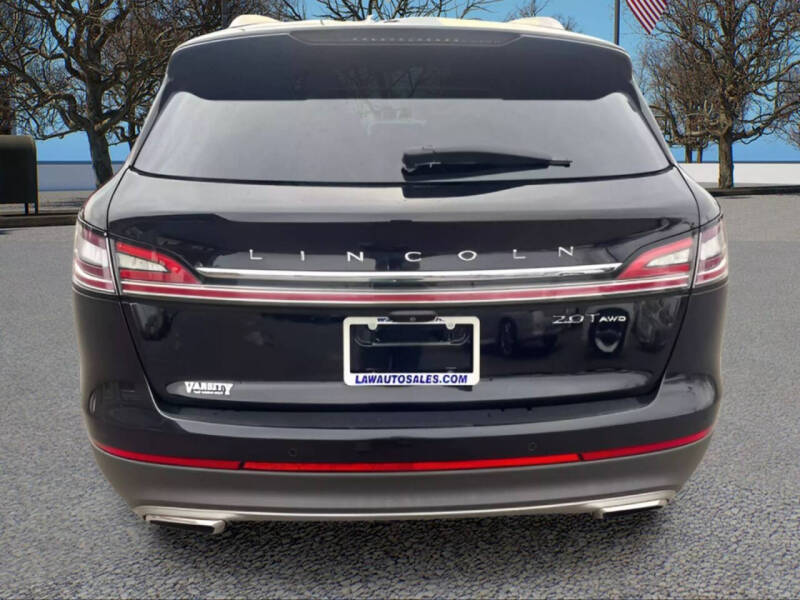 2019 Lincoln Nautilus Select