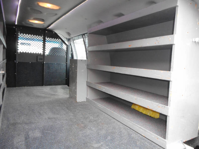 2006 Ford E-Series E-250