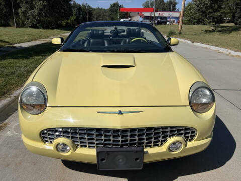 2002 Ford Thunderbird Deluxe