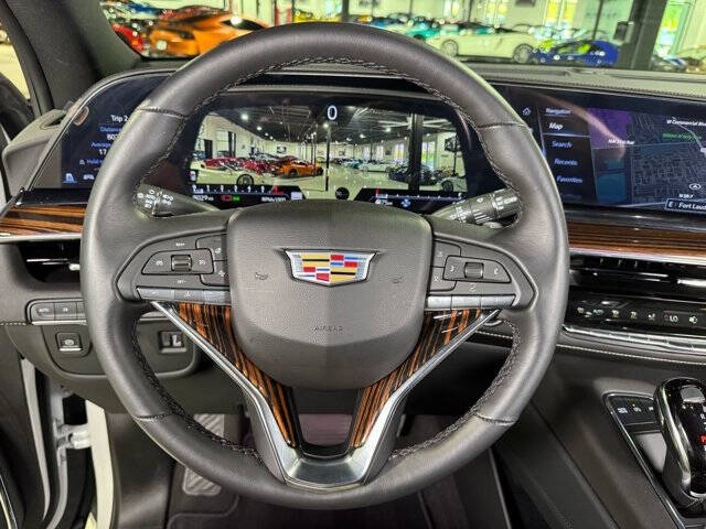 2024 Cadillac Escalade ESV Luxury