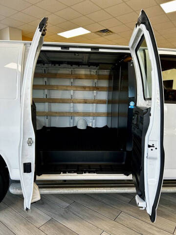 2024 Chevrolet Express 2500