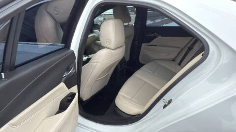 2021 Cadillac CT4 Luxury