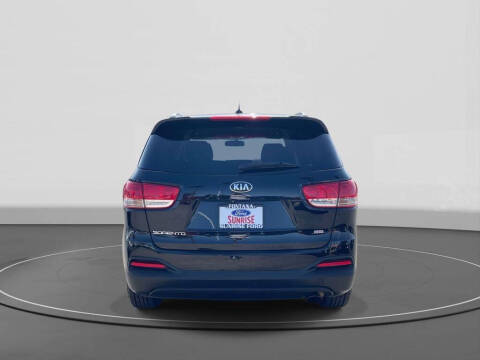 2016 Kia Sorento LX