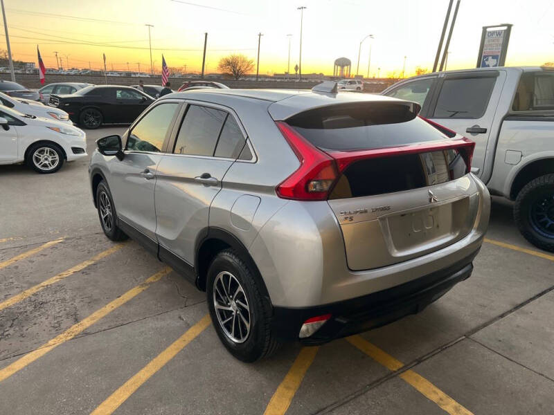 2020 Mitsubishi Eclipse Cross ES
