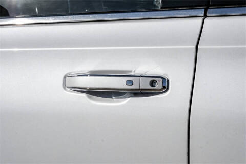 2022 GMC Yukon XL SLT