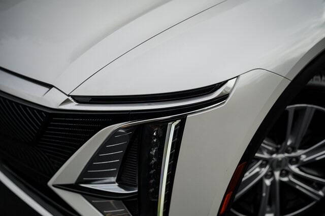 2024 Cadillac LYRIQ Tech