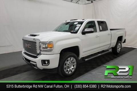 2015 GMC Sierra 2500HD for sale at Route 21 Auto Sales in Canal Fulton OH
