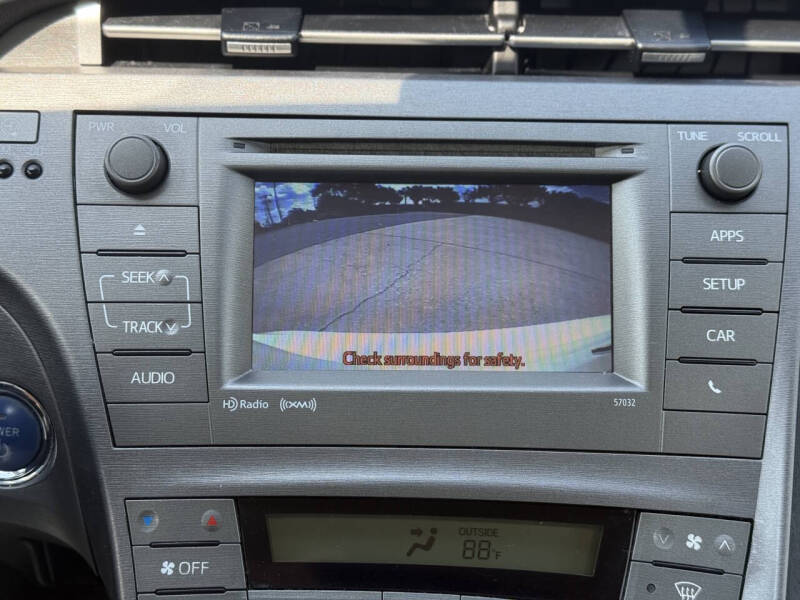 2013 Toyota Prius Plug-in Hybrid