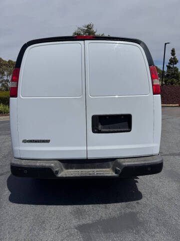 2017 Chevrolet Express 3500