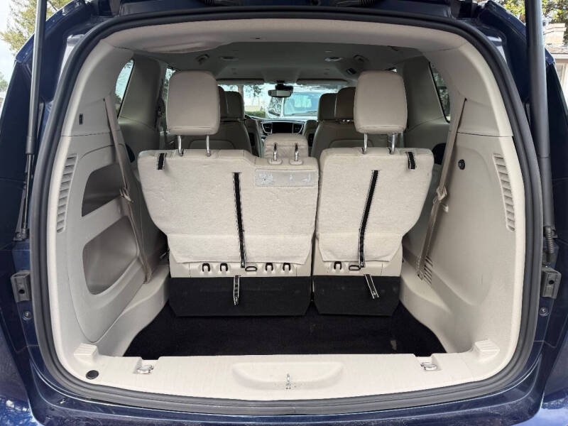 2018 Chrysler Pacifica Touring L Plus