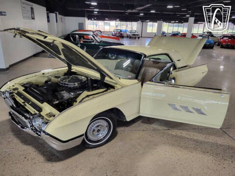 1963 Ford Thunderbird