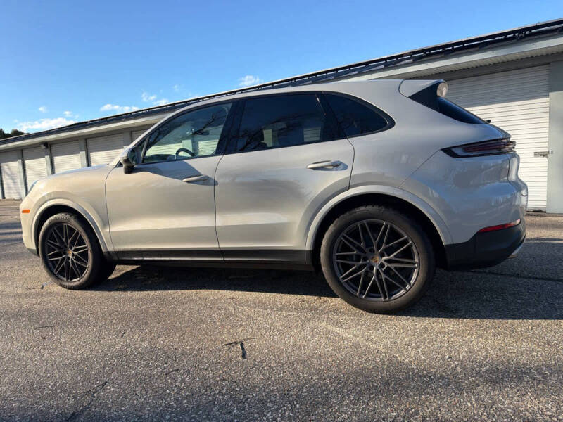 2024 Porsche Cayenne