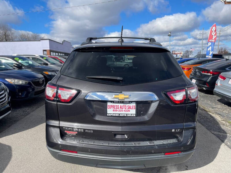 2017 Chevrolet Traverse LT