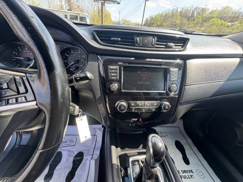 2020 Nissan Rogue S