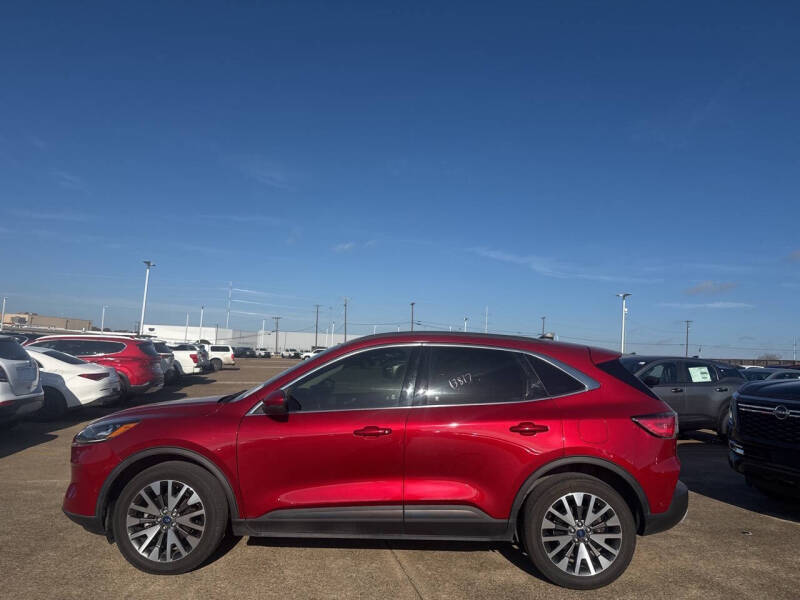 2020 Ford Escape Titanium