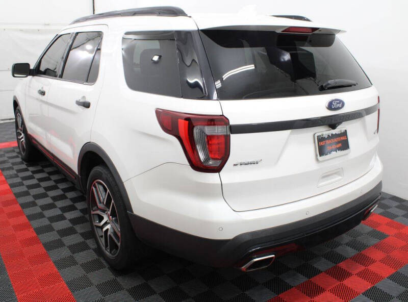 2017 Ford Explorer Sport