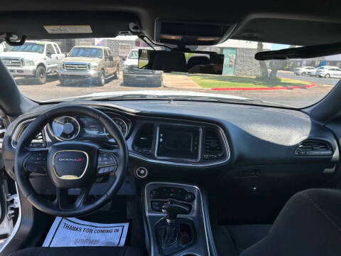 2015 Dodge Challenger SXT