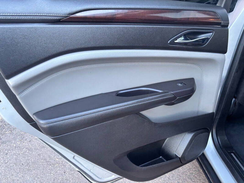 2010 Cadillac SRX Luxury Collection