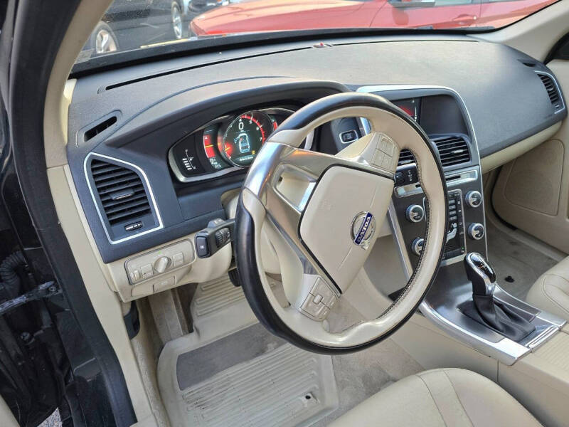 2016 Volvo XC60 T5 Premier