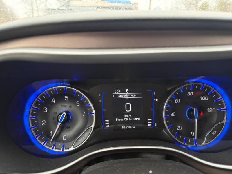 2021 Chrysler Voyager L
