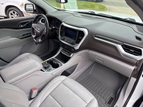 2020 GMC Acadia SLT