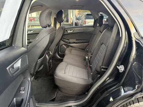 2018 Ford Edge SE