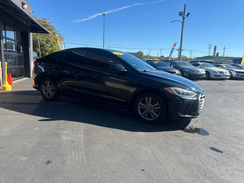 2017 Hyundai Elantra SE