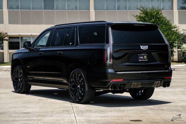2026 Cadillac Escalade-V ESV