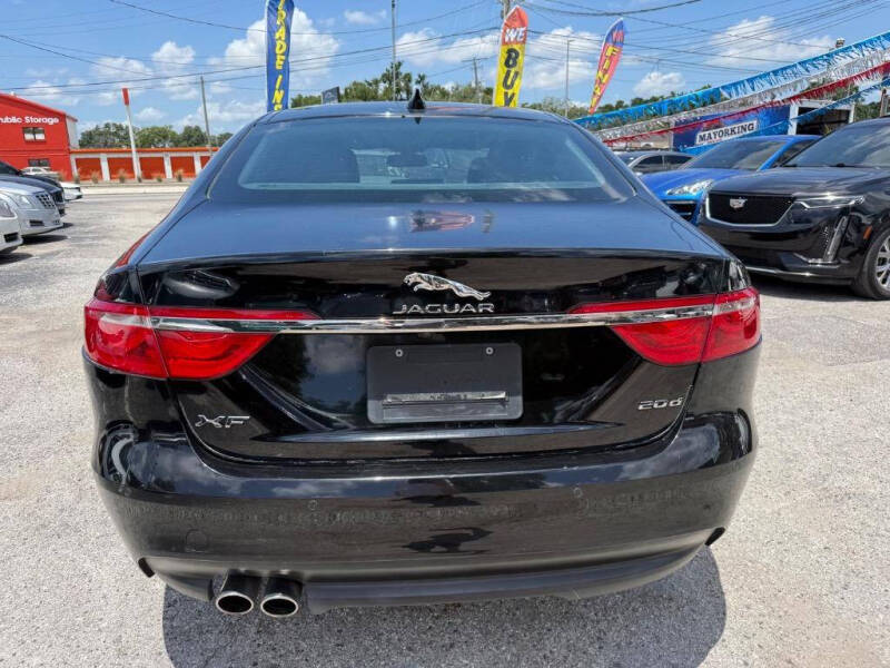 2017 Jaguar XF 20d Prestige