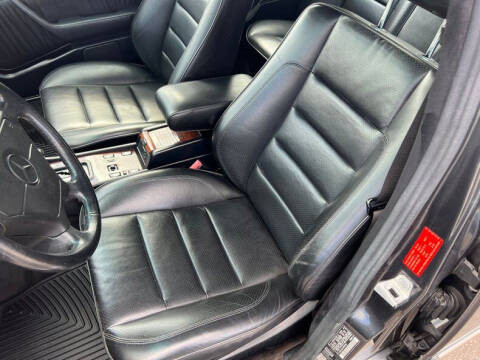 1992 Mercedes-Benz 500-Class 500 E