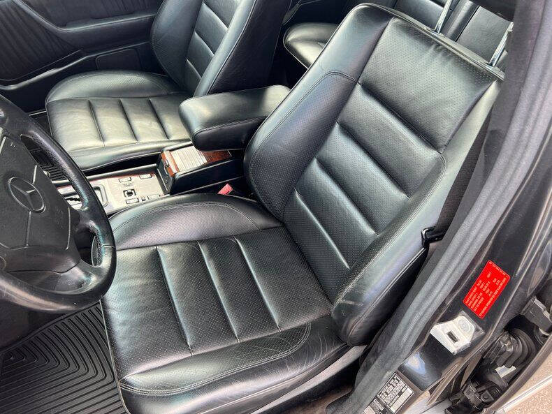 1992 Mercedes-Benz 500-Class 500 E