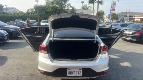 2019 Hyundai Elantra