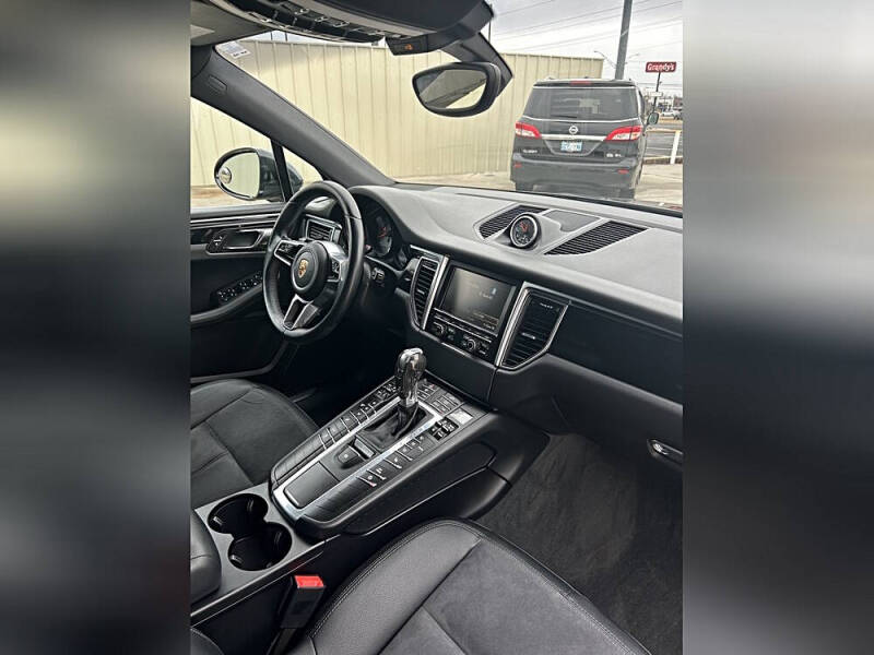 2016 Porsche Macan S