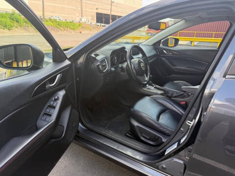 2016 Mazda MAZDA3 i Grand Touring