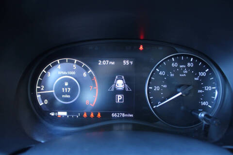 2021 Nissan Kicks SR