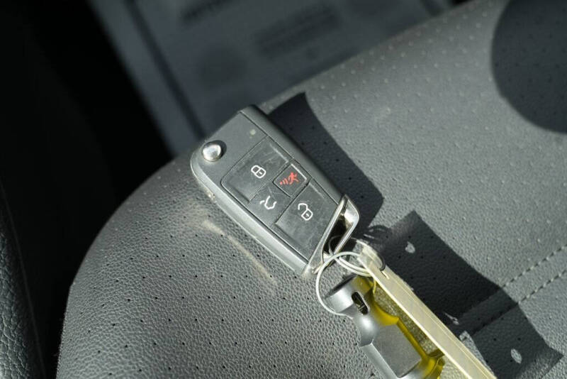 2019 Volkswagen e-Golf SEL Premium