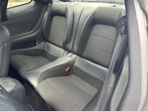 2024 Ford Mustang EcoBoost Premium