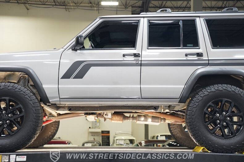 2000 Jeep Cherokee SE