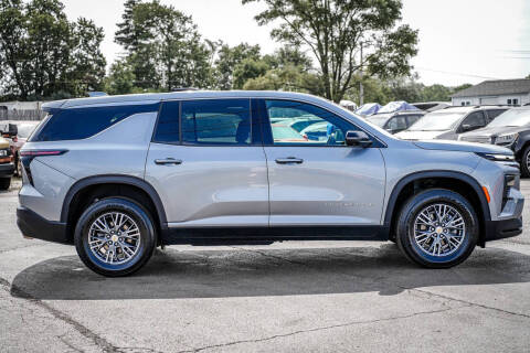 2024 Chevrolet Traverse LS