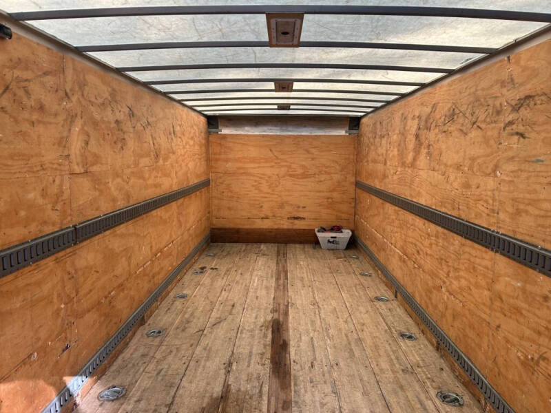 2022 Freightliner M2 106
