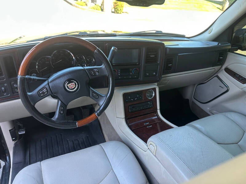 2005 Cadillac Escalade ESV