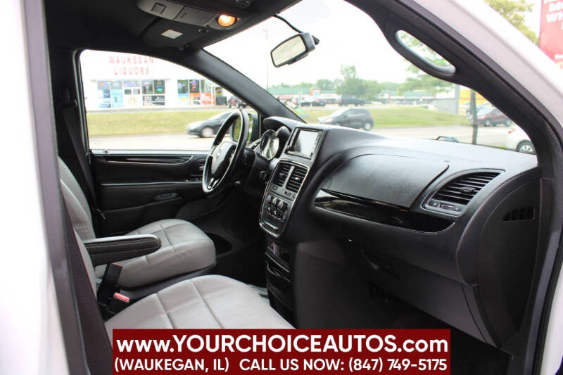 2017 Dodge Grand Caravan SE