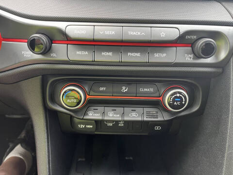 2019 Hyundai Veloster 2.0L