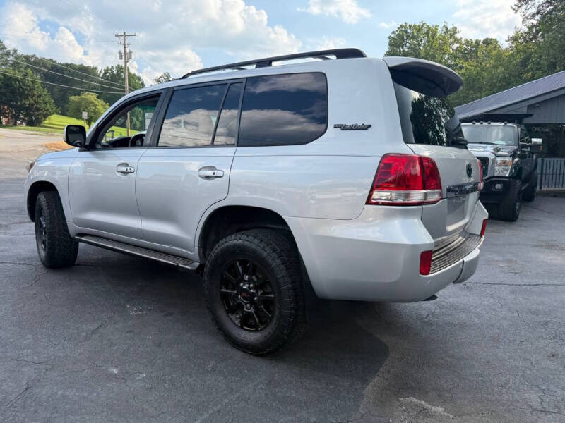 2009 Toyota Land Cruiser