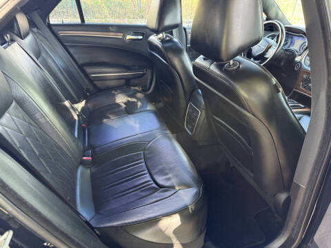 2017 Chrysler 300 C Platinum