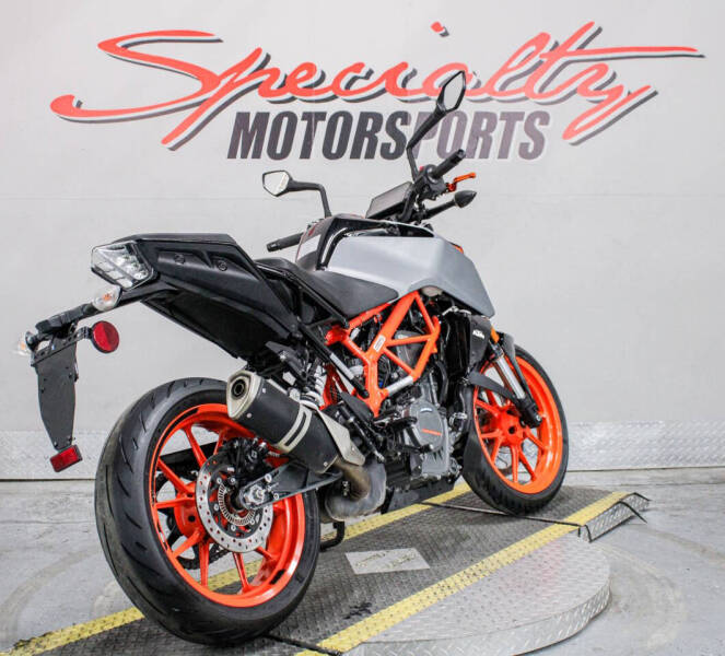 2021 KTM 390 Duke