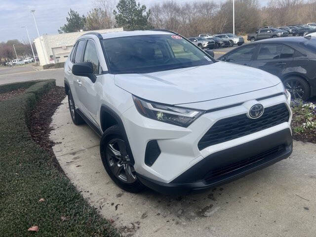 2025 Toyota RAV4 Hybrid LE