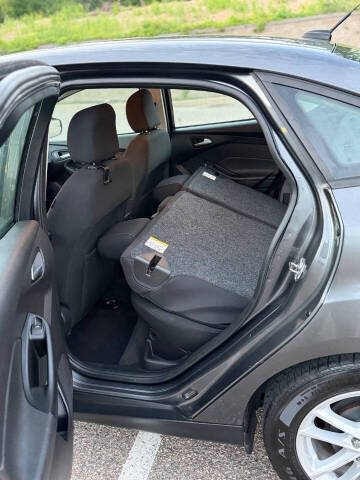 2017 Ford Focus SE