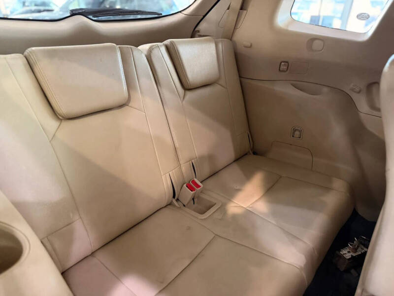 2008 Subaru Tribeca Ltd. 7-Pass.