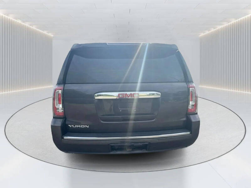 2016 GMC Yukon Denali